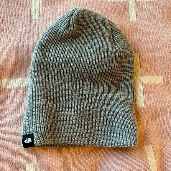 NORTH FACE Grey fisherman’s beanie ❄️☃️❄️ - Picture 1 of 2